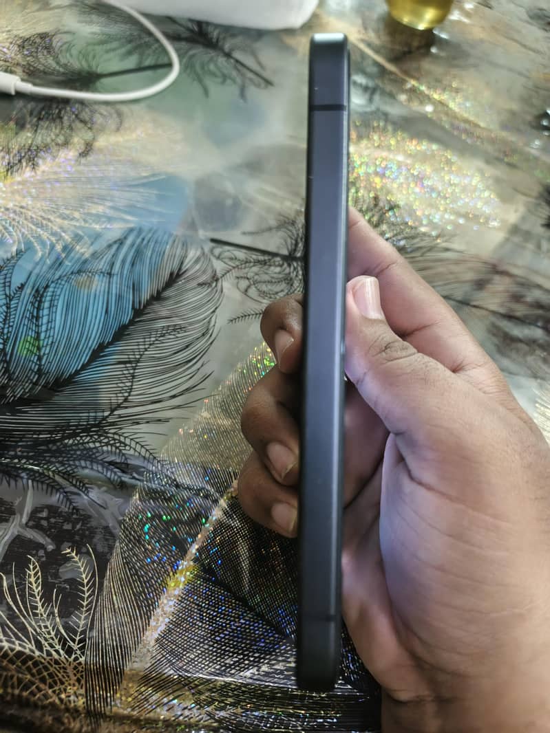 Google Pixel 9a 3
