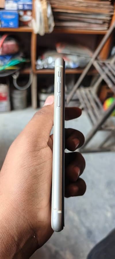 Fresh okk 10/9condition fac unlock 90plus betery halth