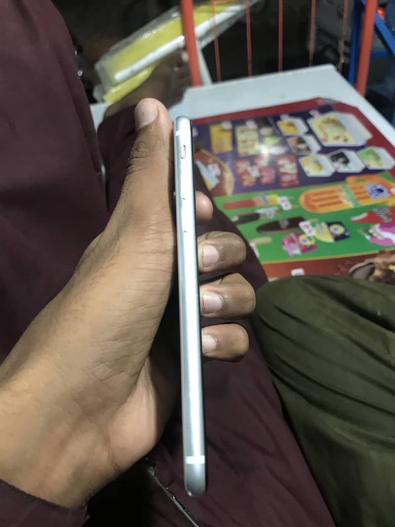 Iphone se 4
