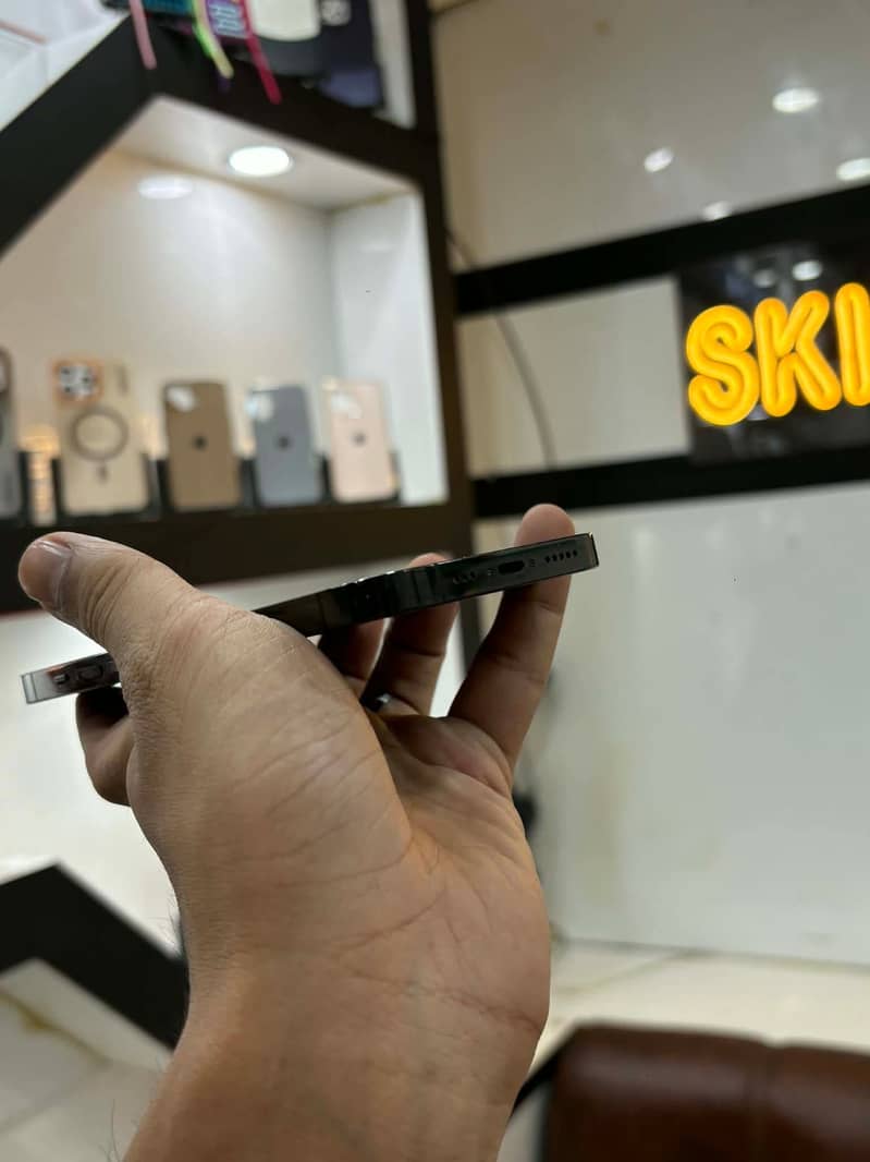 Iphone 14 pro 2