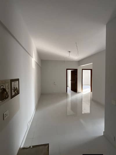 FALAKNAZ TWIN TOWER APARTMENTS