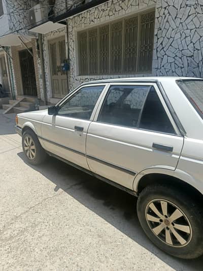 nissan sunny b12