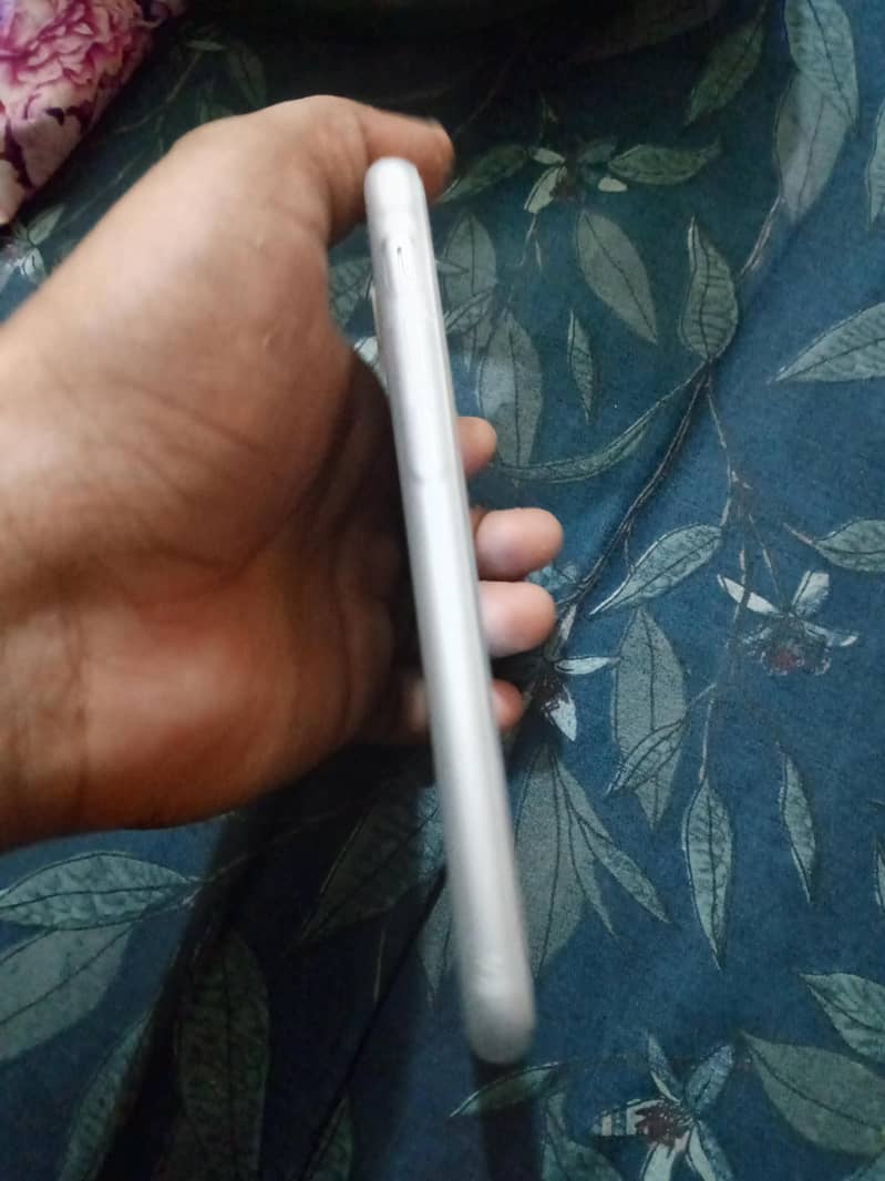 iphone 8 2