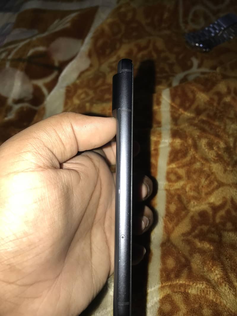 Google pixel 8 4