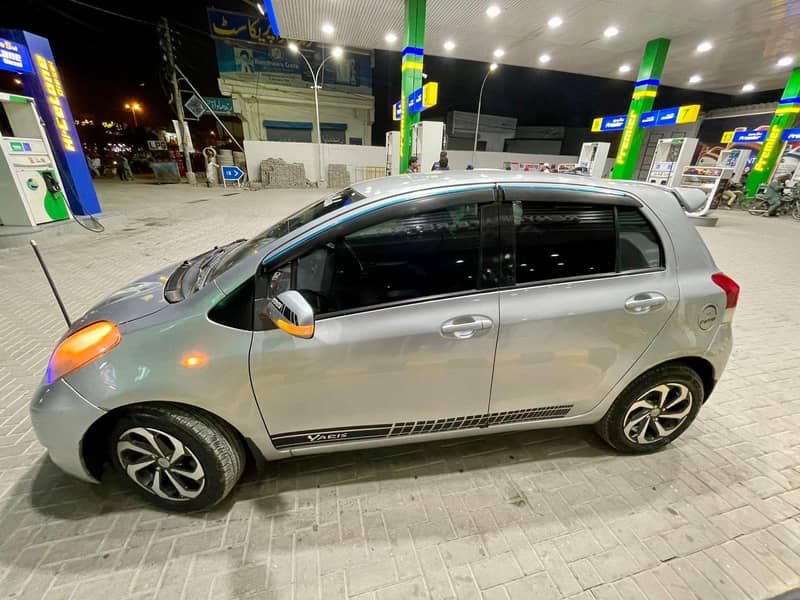 2007 vitz 15