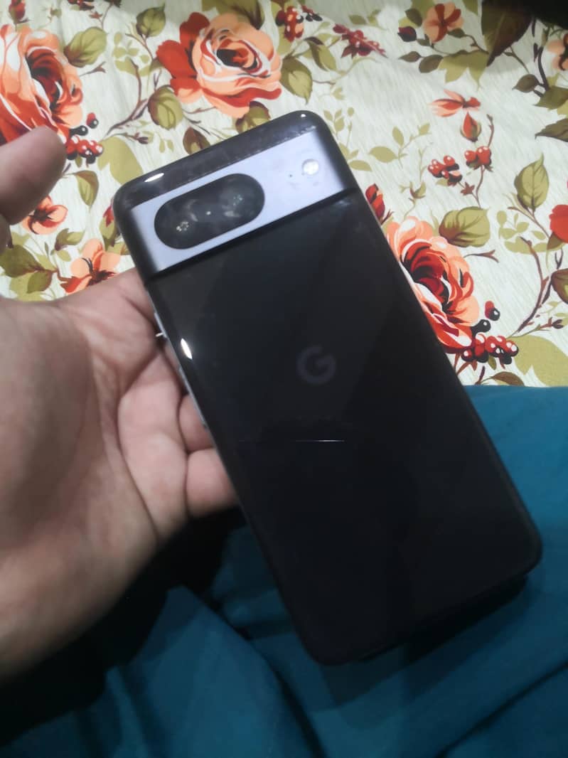 Google pixel 8 1