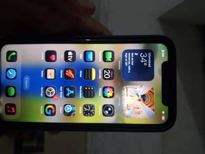 iphone 11 non pta jv. condition 10 by 10 panel mein shade hai