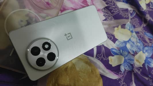 OnePlus 13R ( Ace 5 )