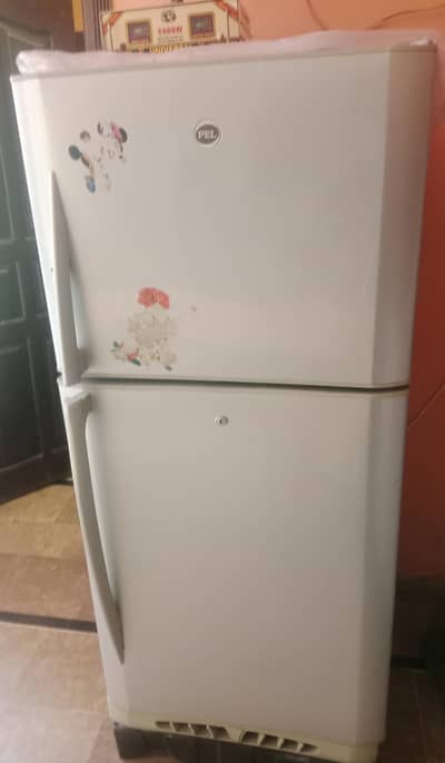 PEL FREEZER . VERY GOOD CONDITION. URGENT SALE. .