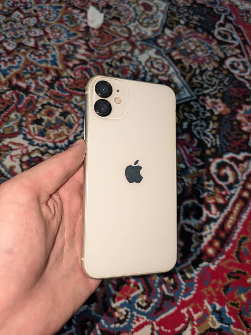 Apple iPhone 11 0