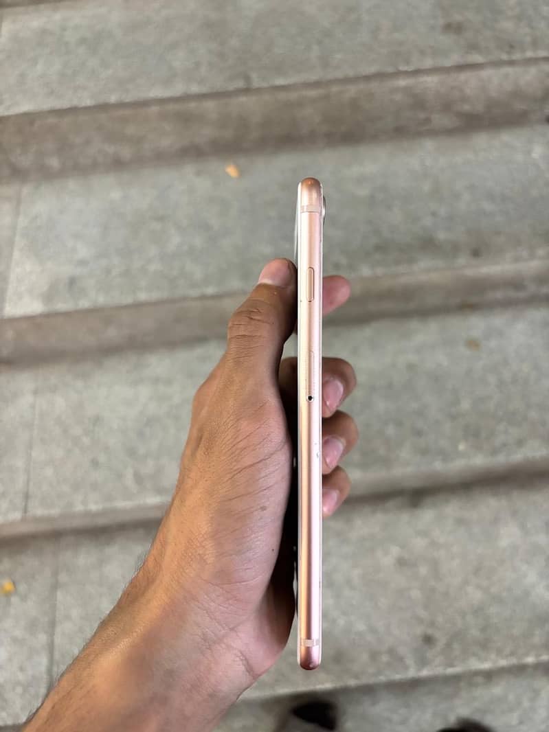 iPhone 8plus 2