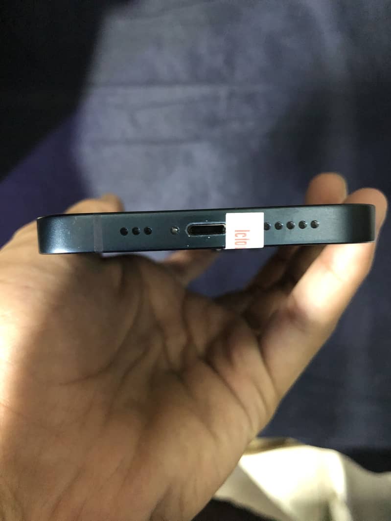iPhone 14 2