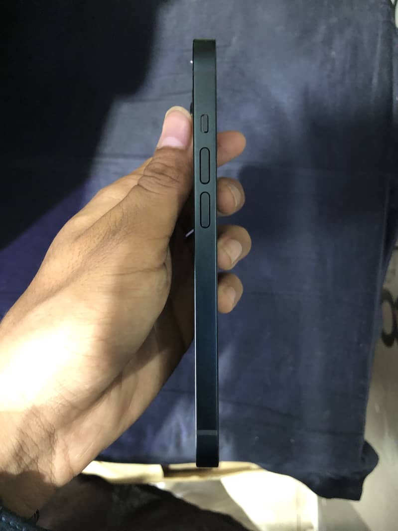 iPhone 14 5