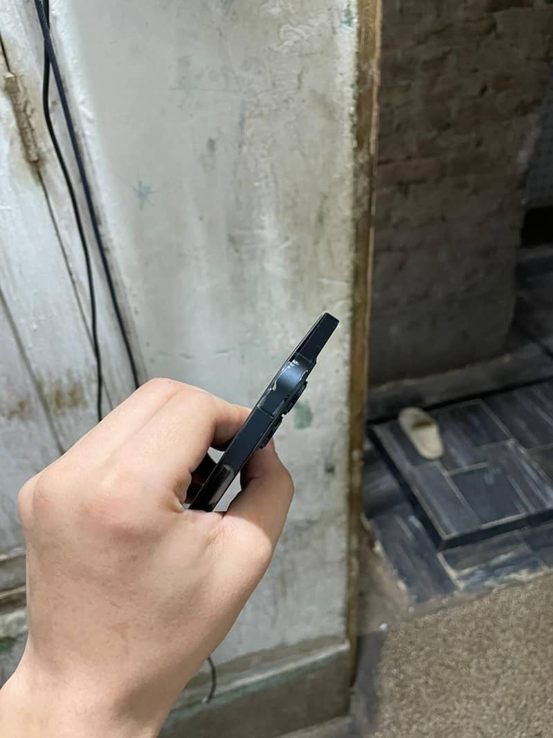 IPHONE 12 PRO MAX 5