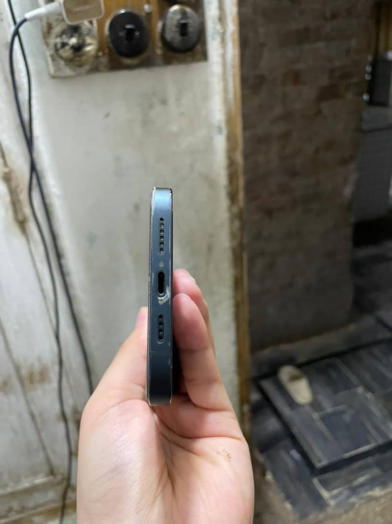 IPHONE 12 PRO MAX 6