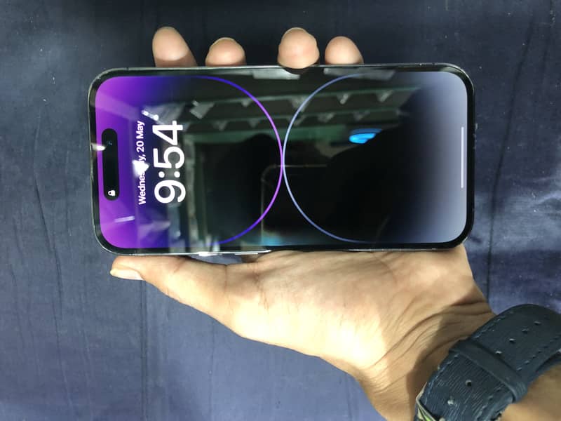 iPhone 14 Pro 1