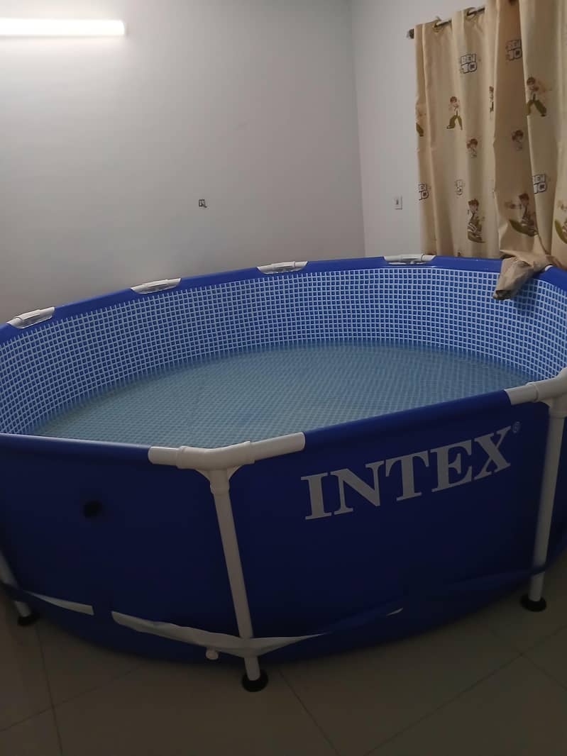 swimming pool 0