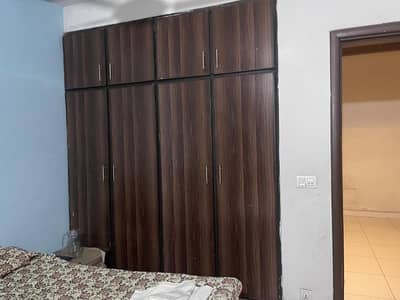 2nd floor for rent