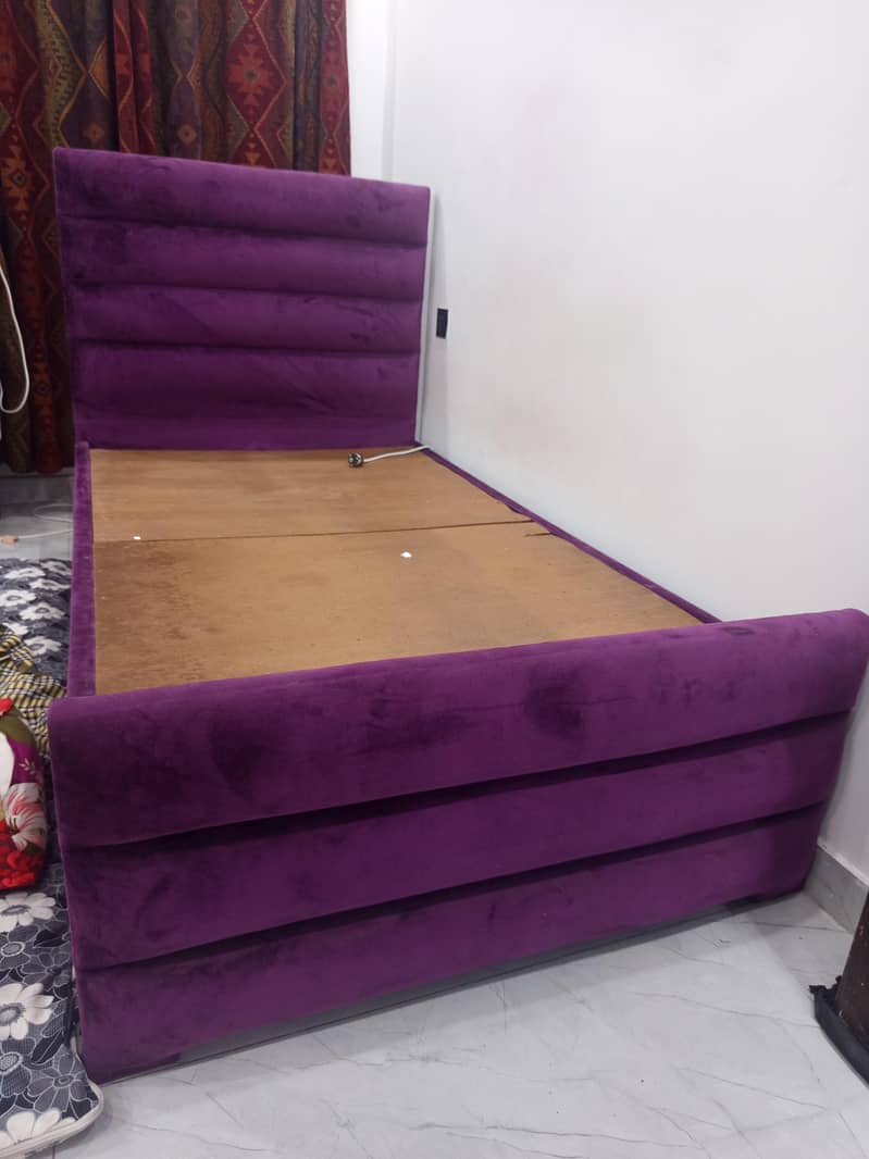 single bed 0