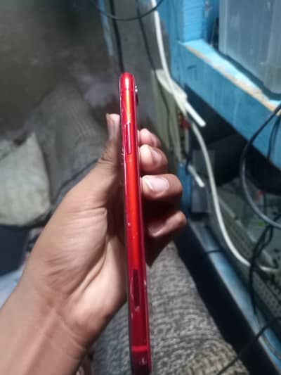 Urgent cell iPhone XR