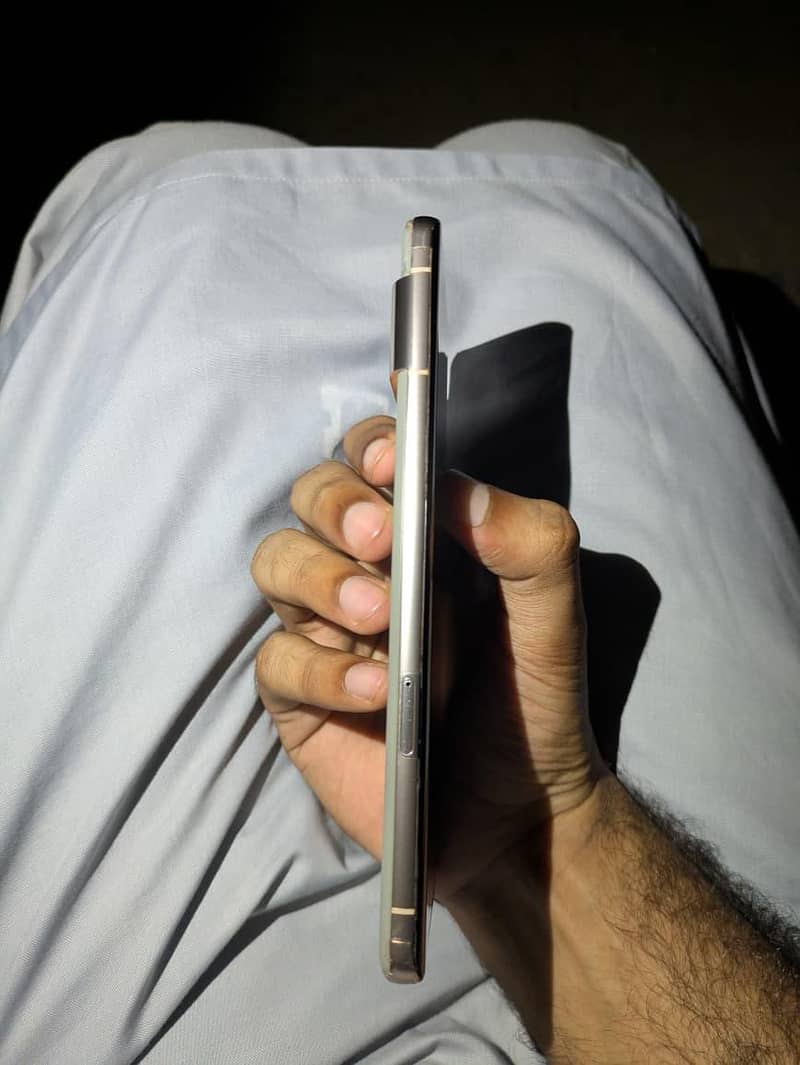 Google pixel 7 pro 2