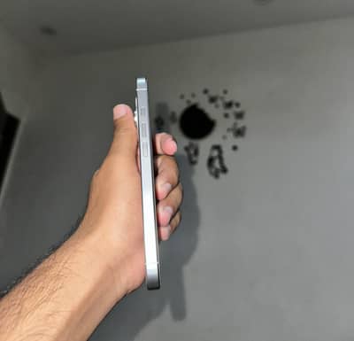 iPhone 16 pro jv