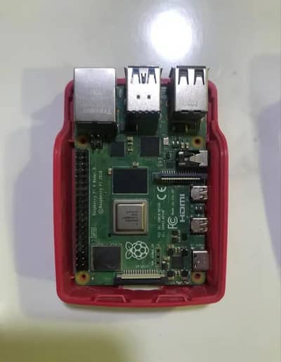 Raspberry pi 4B 4GB UK model new condition with box and casing