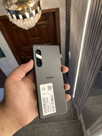 Sony Xperia 5 mark 4 sim time full available