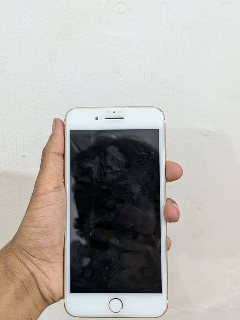 Apple iPhone 7 Plus 2