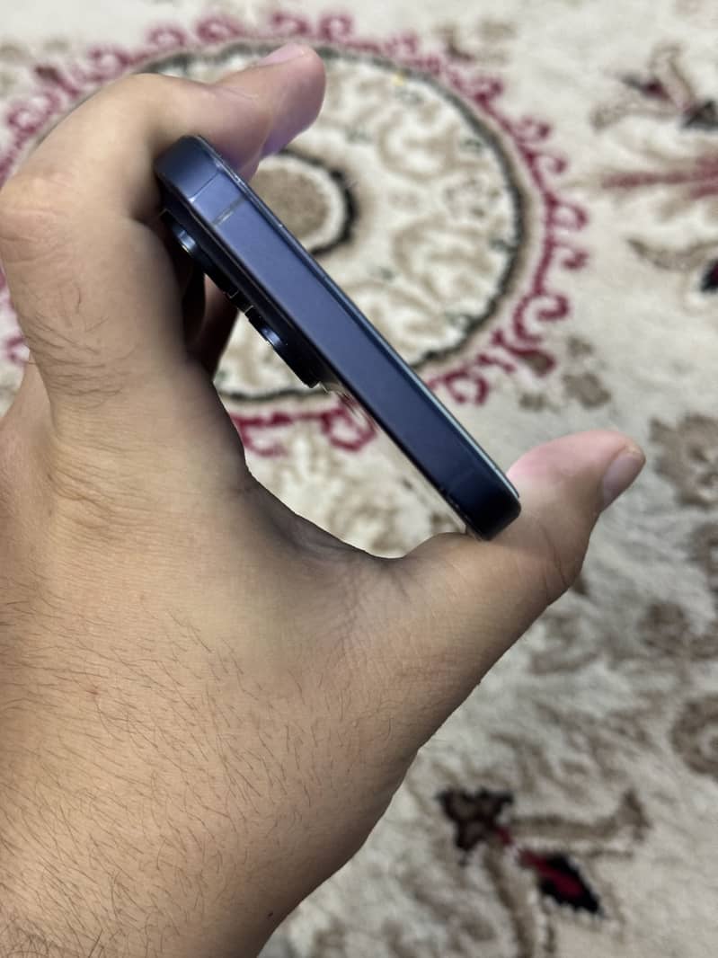 15 pro max 1