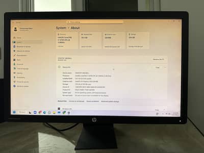 HP EliteDisplay E231 (23-inch Professional Display)