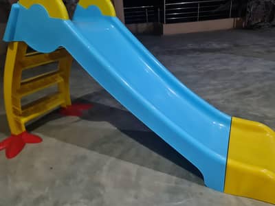3 Steps Slide Made by Toyish land brand new condition