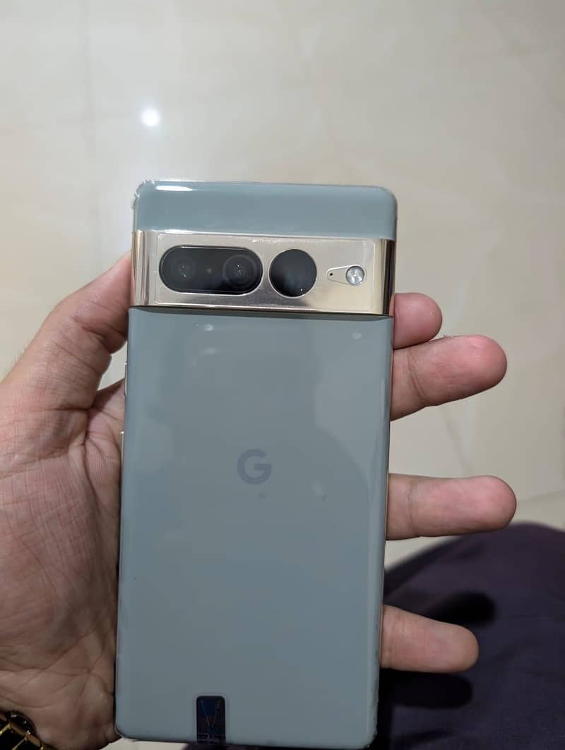 Google pixel 7 pro 1