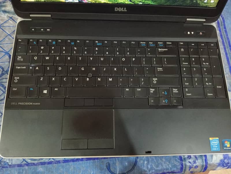 DELL PRECISION M2800 3