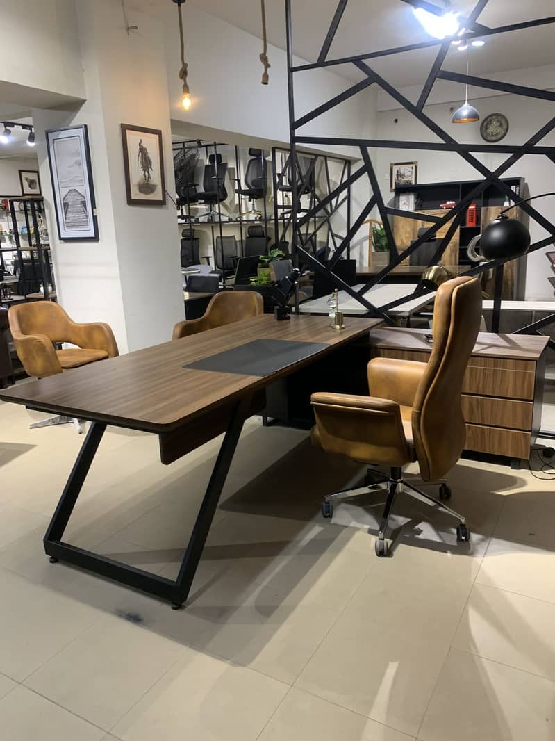 Executive table/ office table 7