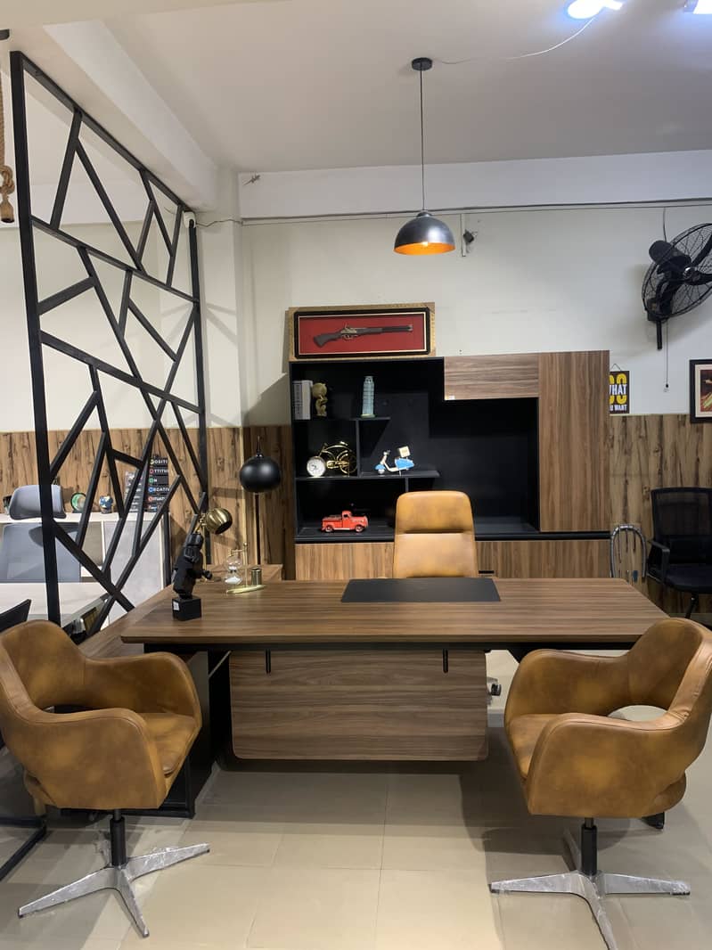 Executive table/ office table 9