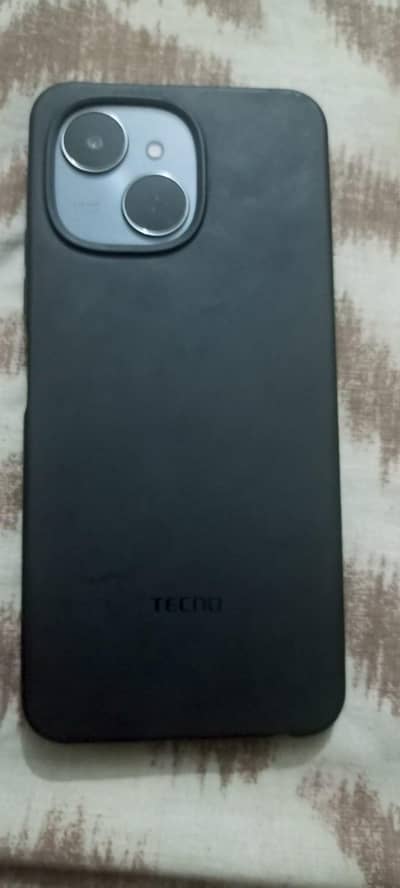 Tecno spark 40c mobile in good condition