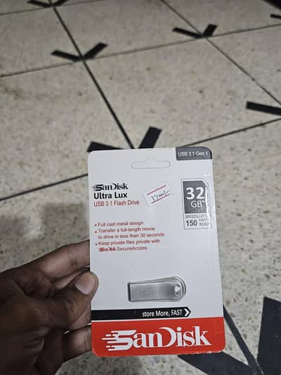 San Disk Ultra Lux Usb 3.1 Flash Drive