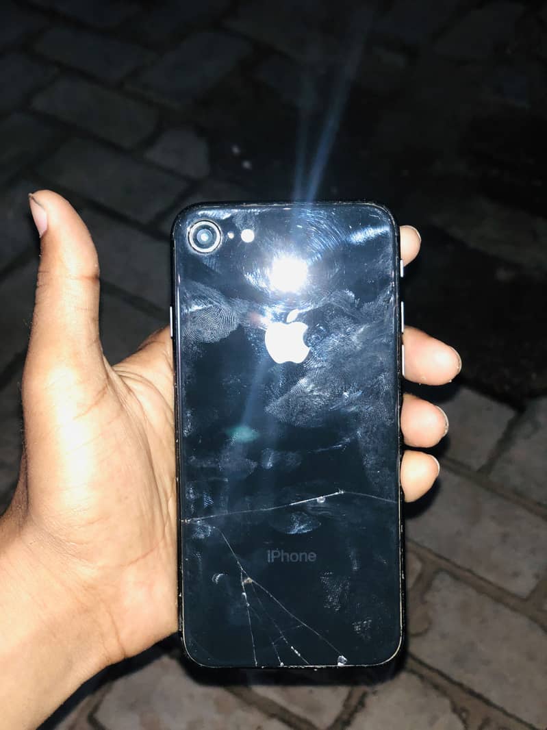 iPhone 8 1