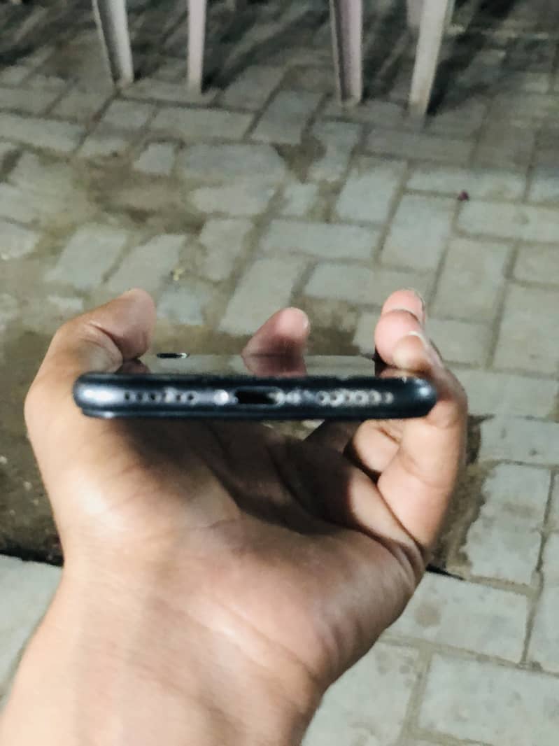 iPhone 8 5