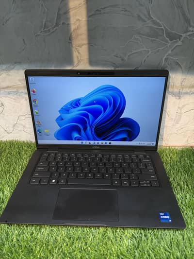 Dell Latitude 7430 (i7 12th Gen P Processor) (32/512)