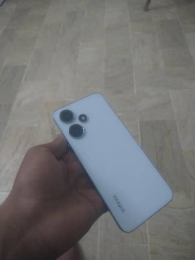 Infinix Hot 30 Play