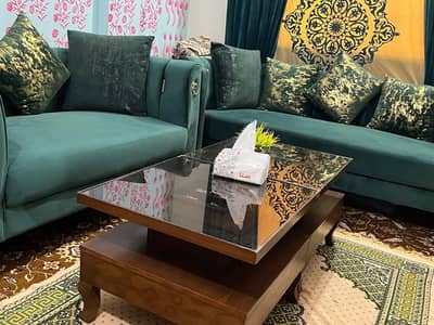 7 seater sofay with two table only 120000