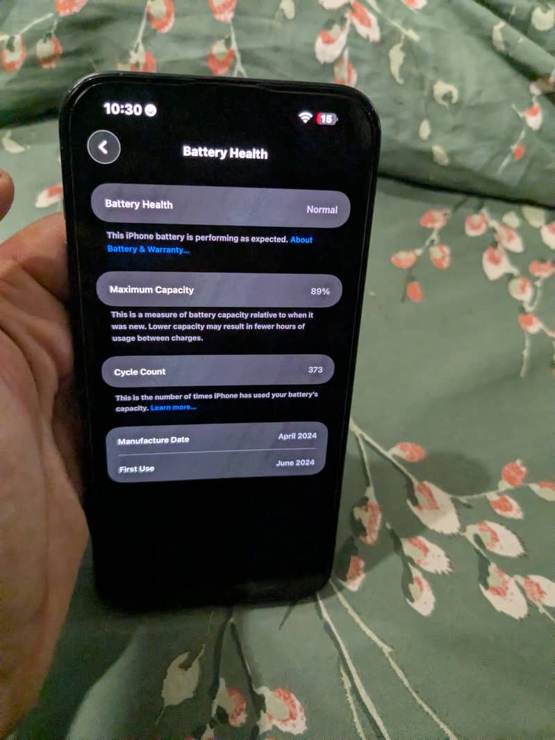 iPhone 15 plus 4