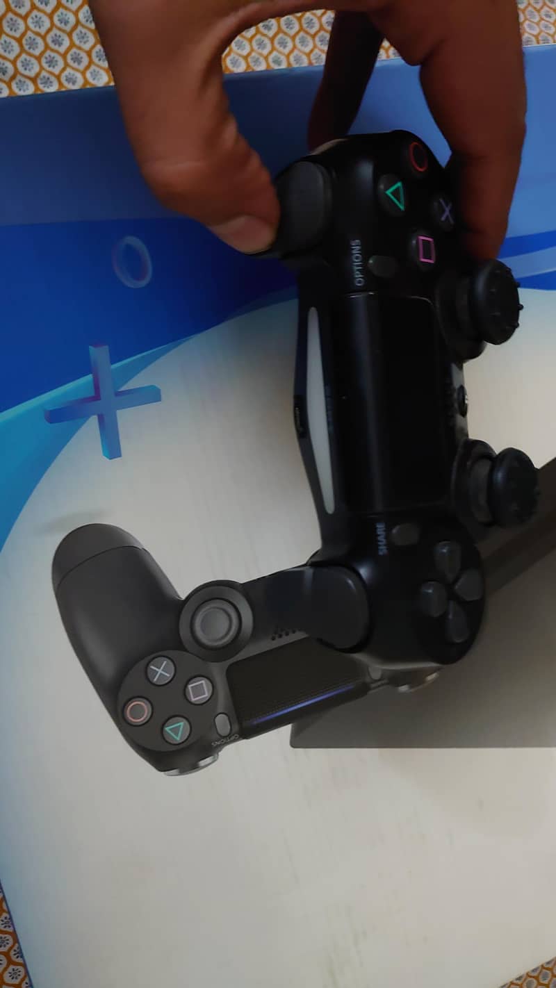 ps4 slim 3