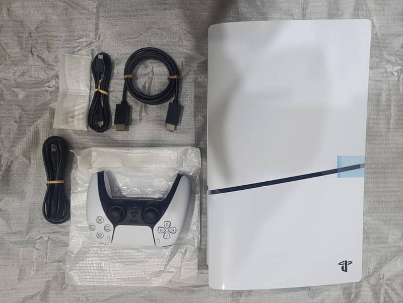 PS5 SLIM 4