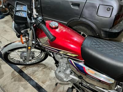 Honda 125 Special Edition 2024