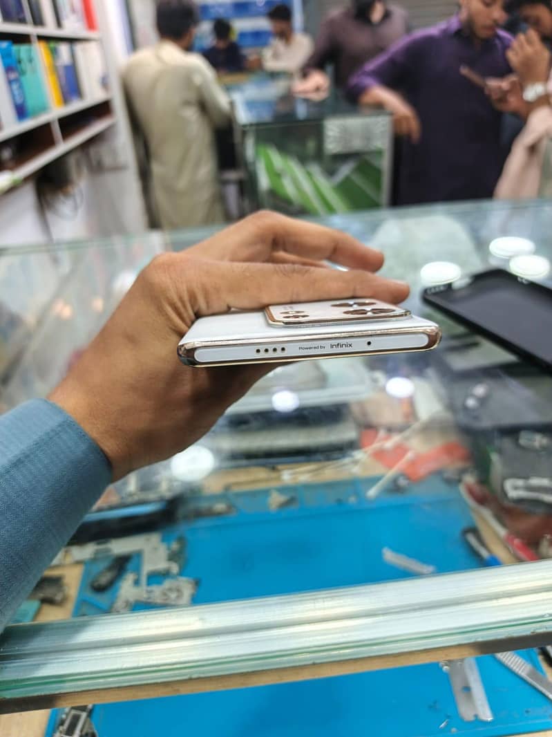 Infinix zero 30 2