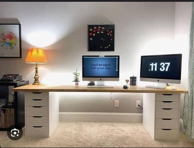 Gaming table/ workstation table