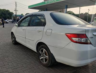 2005/6  antique Honda city